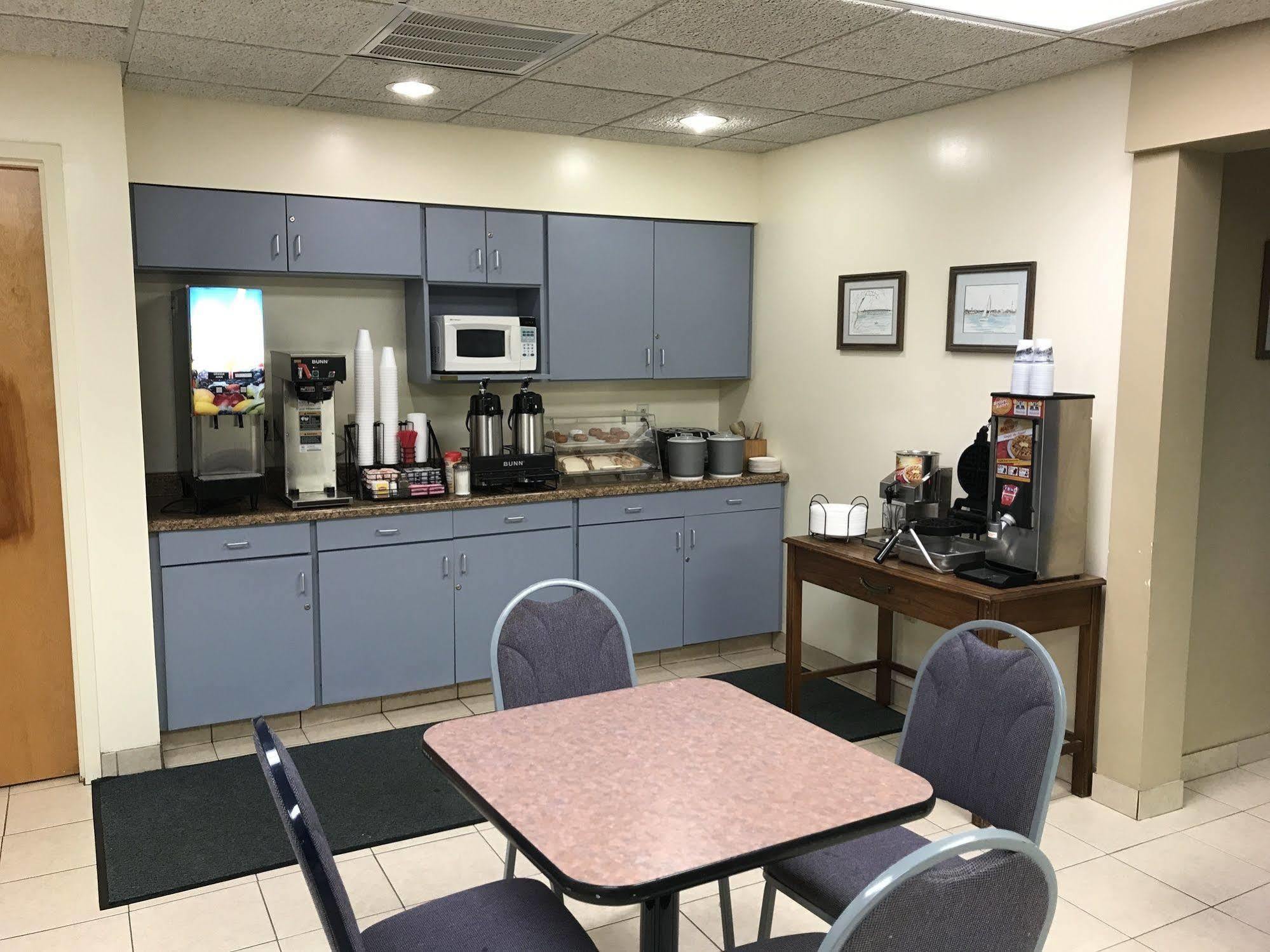 Budget Host Inn Sandusky Exterior foto